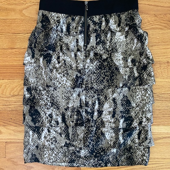 Alfani Skirt Women’s Sz 2 Black Taupe Cream Snake-print Ruffle Tiered Lined - Picture 4 of 9